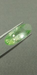 合成スピネル　8.3ct　エメラダ