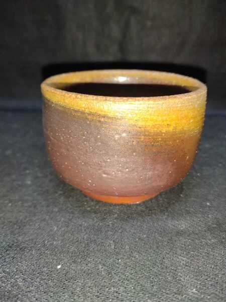 お薦め 備前焼 ぐい呑(高さ4cm 口径5cm 高台径3cm) 送料は無料です