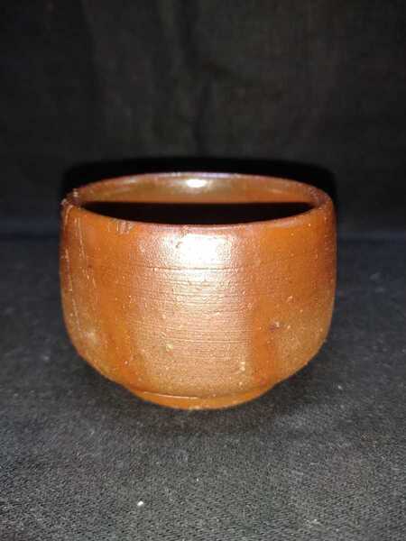 格安 備前焼 ぐい呑(高さ4cm 口径5cm 高台径4cm) 送料は無料です