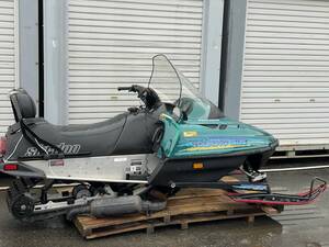 SKI-DOO スノーモービル　ジャンク品　部品取　TOURING SLE ROTAX　タラック　キャタ　