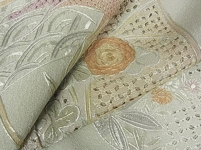 訪問着 スワトウ刺繍の値段と価格推移は?|354件の売買情報を集計した ...