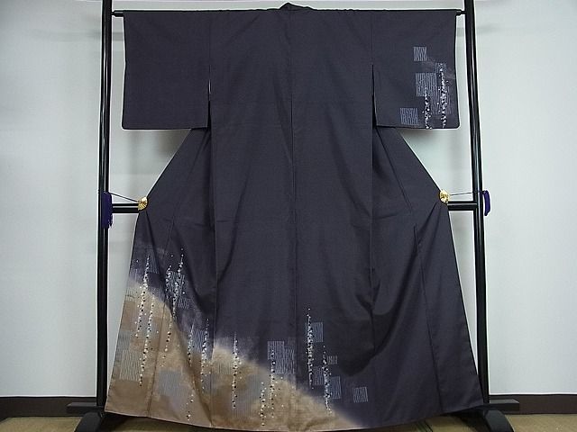 本場大島紬訪問着の値段と価格推移は?|130件の売買情報を集計した ...