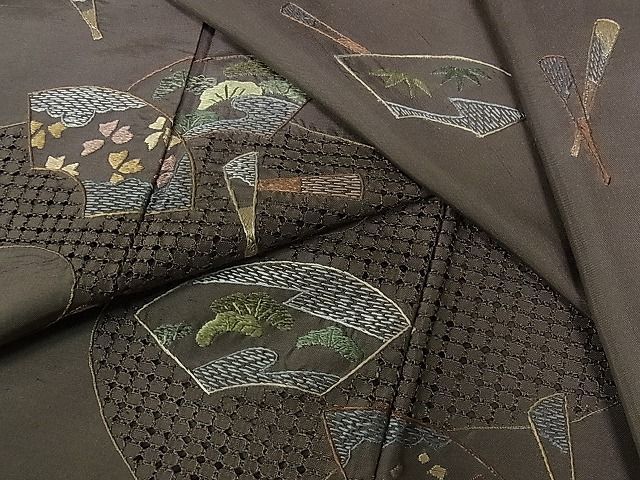 訪問着 スワトウ刺繍の値段と価格推移は?|354件の売買情報を集計した ...