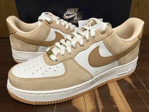 22年製 NIKE WMNS AIR FORCE 1 LXX ナイキ エアフォース AF1【DX1193-200】ベージュ スエード VACHETTA TAN FLAX タン フラックス US10.5