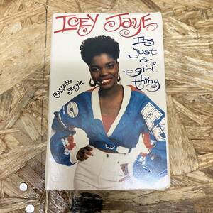 セ HIPHOP,R&B ICEY JAYE - ITS JUST A GIRL THING シングル TAPE 中古品