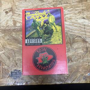 ツ HIPHOP,R&B TOTAL DEVASTATION - MANY CLOUDS OF SMOKE INST,シングル TAPE 中古品