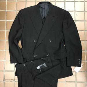 【新品★礼服】★激安タグ付き★オールシーズン礼服/サイズXL AB7/ブラック　漆黒の黒/ノーベンツ/冠婚葬祭　アジャスター　ダブルスーツ