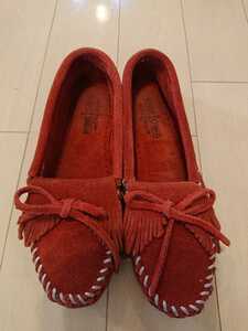 ミネトンカ モカシン フラットシューズ KILTY SUEDE MOC red 7