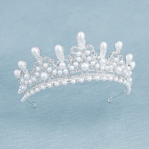 * brilliant! gorgeous pearl Crown * Tiara * hair accessory * wedding * party * present * new goods unused * free shipping *