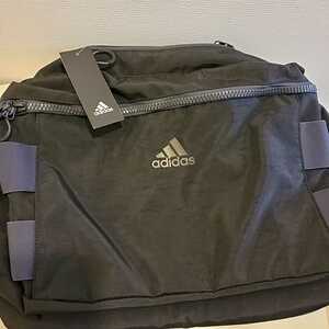 adidas / OPS ショルダーバッグ / 43x33x16cm / 取り外し可能なシューサック付属/ 新品 /アディダス ブラック / CX4063