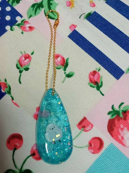 未使用 シマエナガ レジン キーホルダー ボールチェーン チャーム ハンドメイド