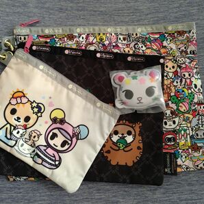 tokidoki　３連ポーチ　大きめ　美品　トキドキ