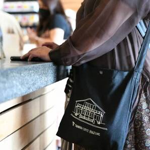 ★タカムラコーヒーロースターズ Takamura Coffee Roasters オリジナル サコッシュ バッグ ショルダー コーヒーショップ 淡路島 グッズ★