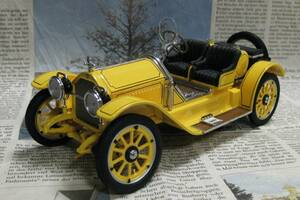 * ultra rare out of print * Franklin Mint *1/24*1915 Stutz Bearcat Roadster yellow 
