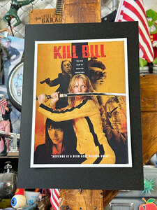 ハリウッドポスター #0132　映画「キル・ビル」刀　ユマ・サーマン　B4サイズ　※専用フレームは別売です