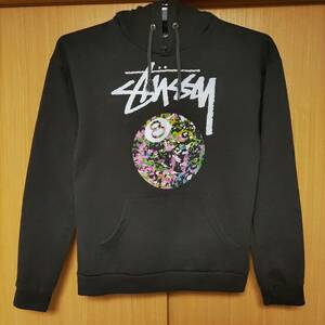 希少USA製8カラフルBALLプルオーバーSTUSSY 8ボール黒パーカー白HoodyフーディーXSサイズjacketレディースLADIES女性キッズKIDS140cm150cm