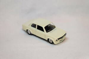 Solido★ソリド★フランス★BMW 2002 turbo★1/43 スケール★美品