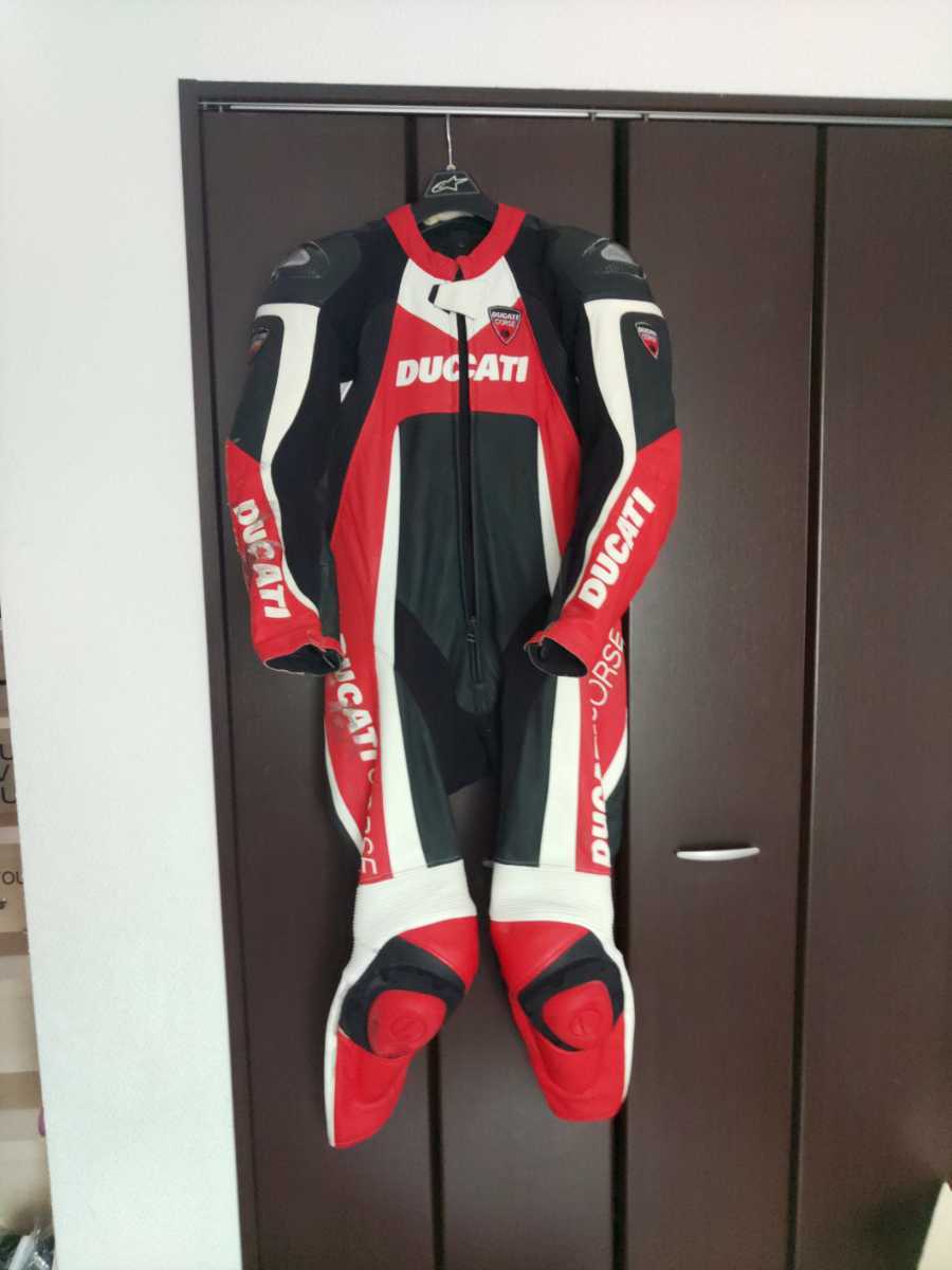 ヤフオク! -「ドゥカティ」(革ツナギ) (バイクウエア、装備)の落札相場 ヤフオク! -「ドゥカティ」(革ツナギ) (バイクウエア、装備)の落札相場