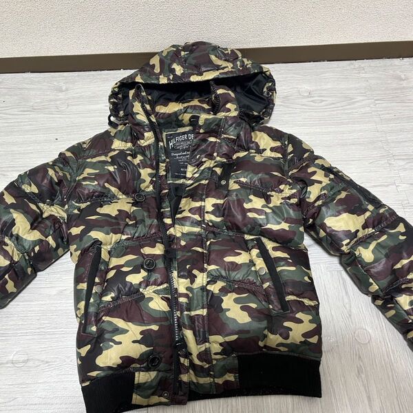 TOMMY HILFIGER トミーヒルフィガー ダウンジャケット サイズS迷彩 中綿ジャケット ダウンジャケット