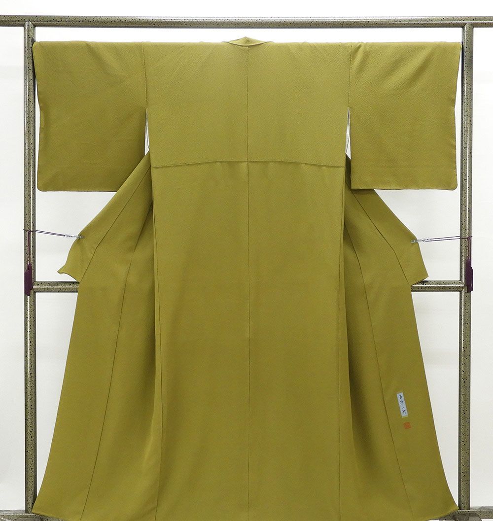 K-2775 付下げ 草野一騎 染色作家 縮緬 枝に葉と実 黄橡色 | tspea.org