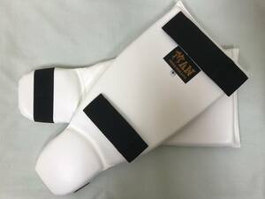 * manufacturer support limited time discount *M size * new goods * white *MAN FIGHT*. leather made ( microfibre made )* soft type * leg guard * leg-guards * Sune 