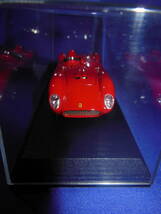 1/43　入手困難　ART MODEL　フェラーリ　FERRARI　500TR　RED　プレーンモデル　1956年　テスタロッサ　イタリア製　MADE IN ITALY_画像9