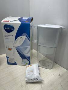 送料無料S71613 BRITA ポット型浄水器 リクエリ liquelli 2.2L 中古