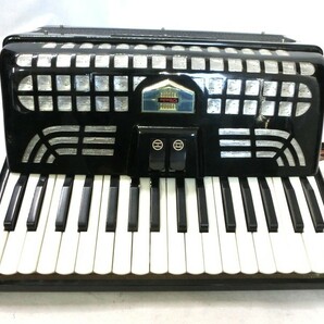 1000円スタート アコーディオン TOMBO Accordion NO.52 STEEL REEDS ケース付き トンボ 鍵盤楽器 音楽 演奏 ホビー 12 SS3013の画像4