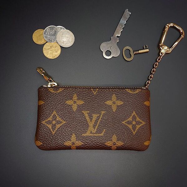 【ほぼ未使用】【現行品】LOUIS VUITTON ルイヴィトン LV キーケース コインケース ポシェットクレ モノグラム M62650 送料無料