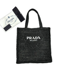 新品 PRADA レタリング ロゴ 刺しゅう ラフィア トートバッグ ブラック_画像1