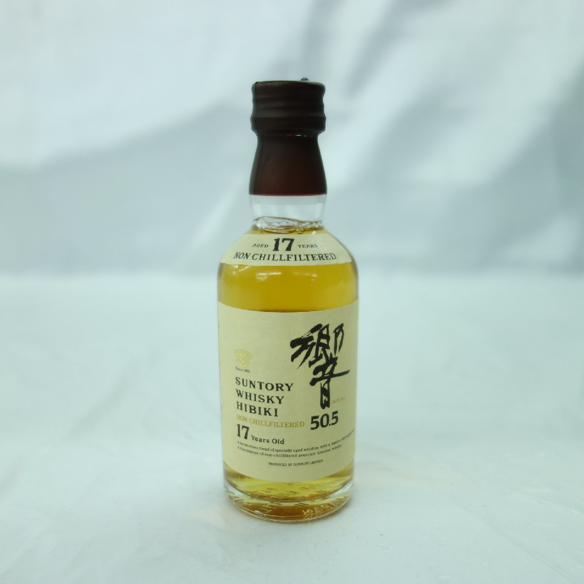 ヤフオク! -「響 17年 50.5」(飲料) の落札相場・落札価格