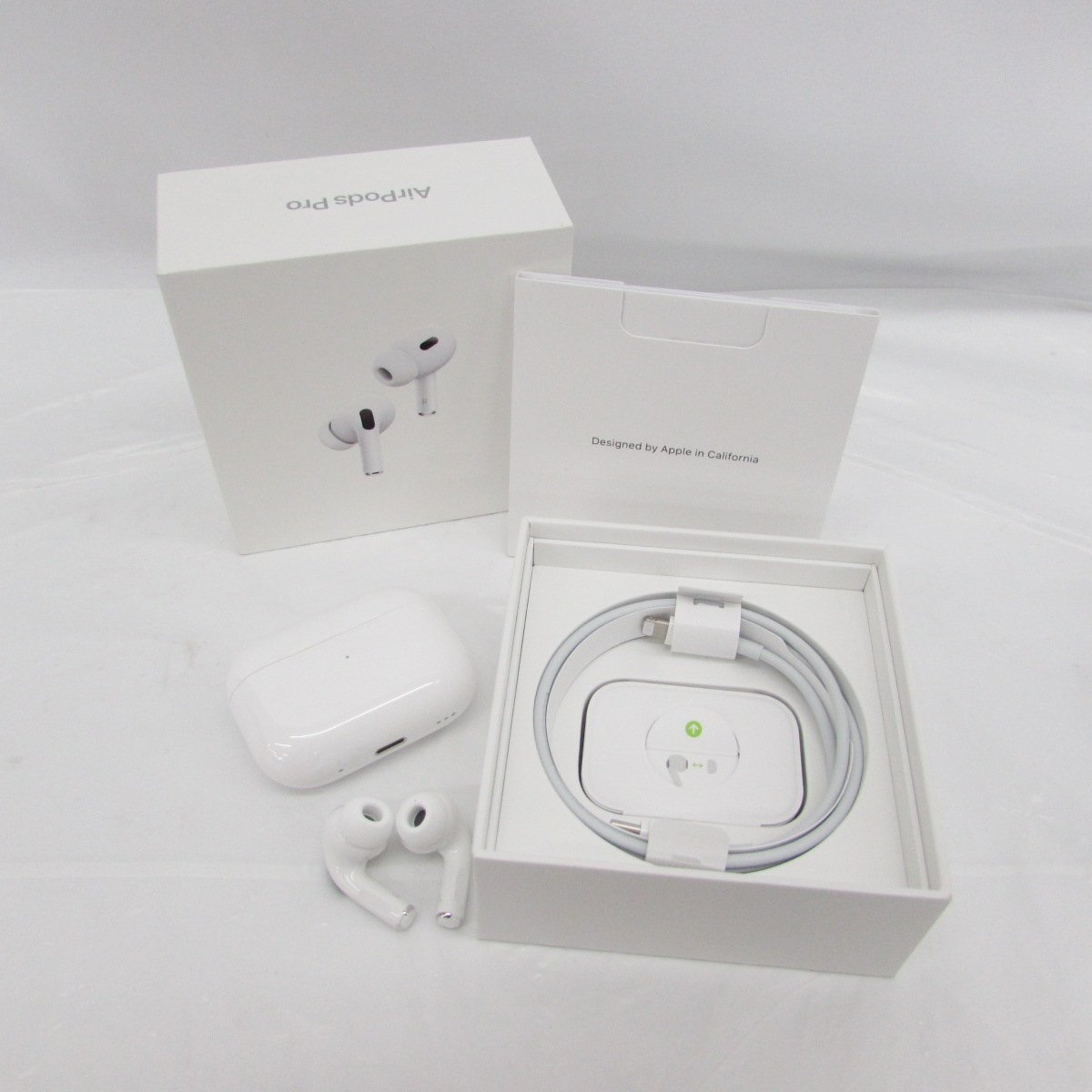 □apple アップル MQD83J/A AirPods Pro 第2世代 エアポッツプロ