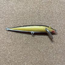 中古品　ラパラ カウントダウン ミノー 口紅　フローティング　RAPALA COUNTDOWN 全長約11cm_画像2