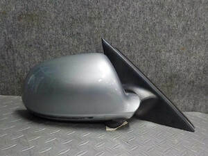 [ including carriage ] H20 year Audi A4 ABA-8KCAB right door mirror silver [ZNo:03005306] 69684