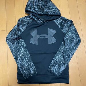 アンダーアーマー UNDER ARMOUR アンダーアーマーパーカー フーディー ビッグロゴ フリース　美品