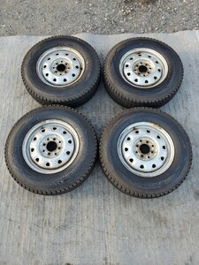 ★売切り★DUNLOP,スタッドレスタイヤ・サイズ165R13. WINTER MAXX , STUDLESS FOR VAN. STEEL BELTED RADIAL TUBELESS.