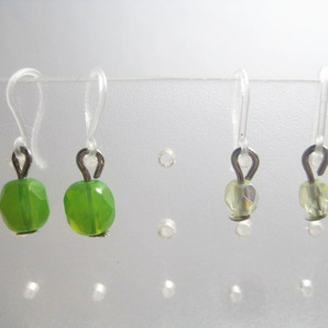 樹脂ピアス☆チェコFP☆2ペアセット