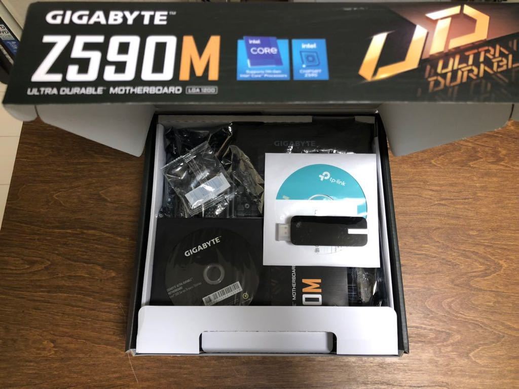 GIGABYTE Z590M Rev.1.0 マザーボード MicroATX Intel Z590チップ