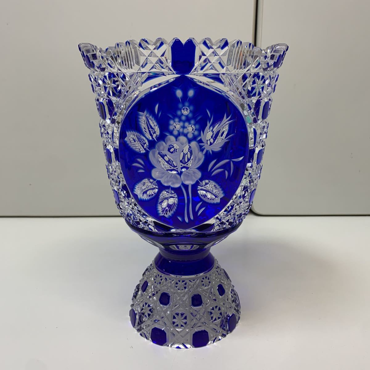 ヤフオク! -「マイセンクリスタル花瓶」の落札相場・落札価格