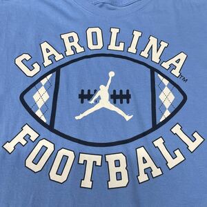 NIKE ナイキ CAROLINA FOOTBALL 半袖プリントTシャツ 水色 サックス XLサイズ AJ JORDAN 全体的に細い毛玉あり 脇 汚れあり（洗濯済み