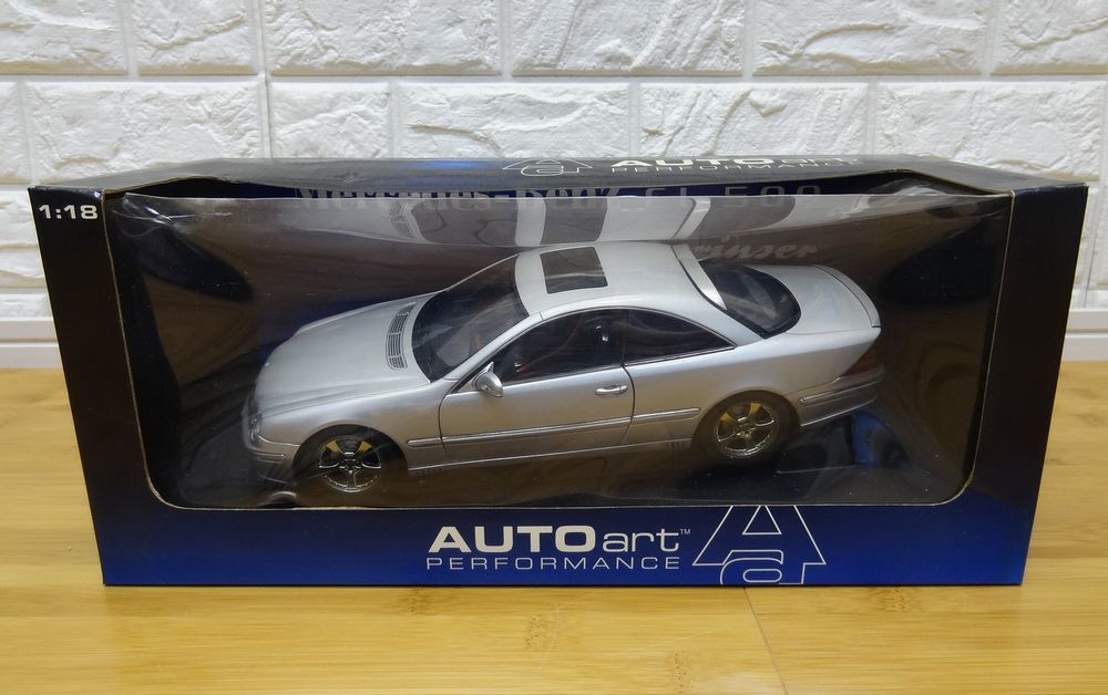 多様な メルセデスベンツ CL500 オートアート製 カスタムミニカー