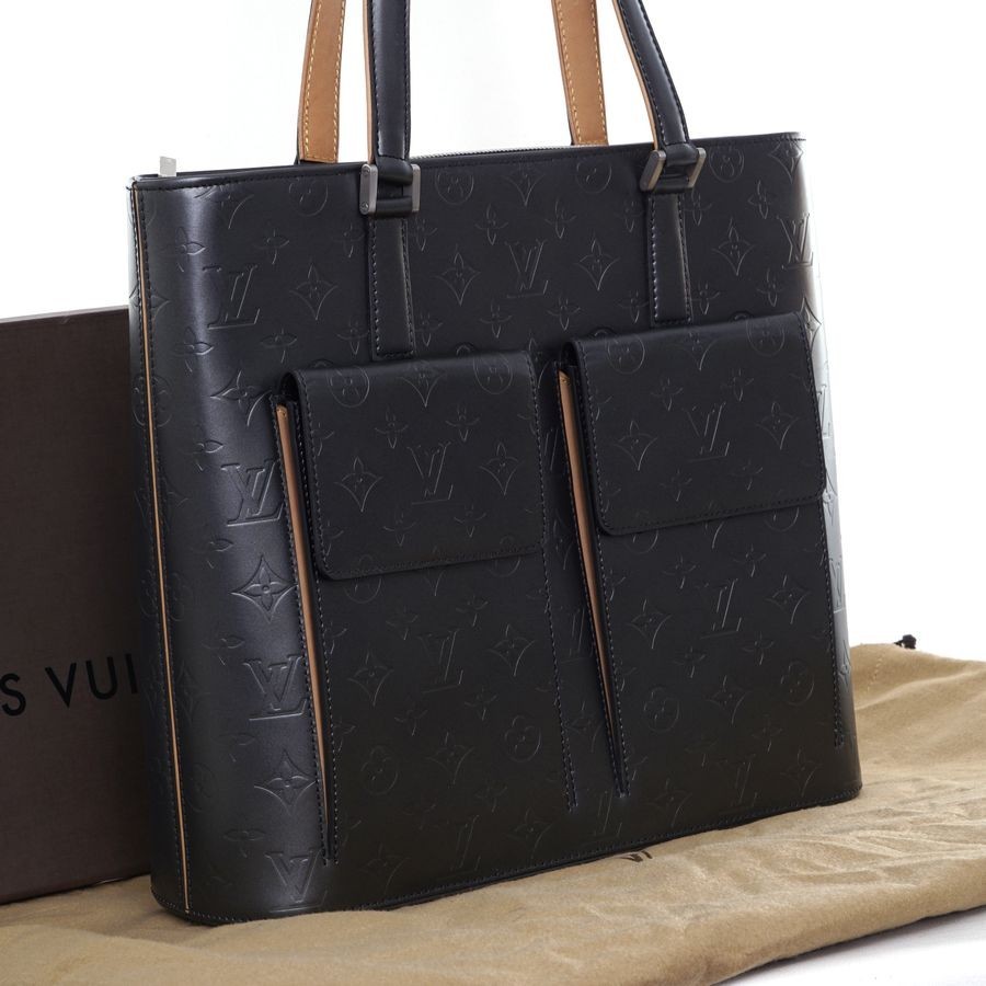 使用わずか 極美品 ルイヴィトン Louis Vuitton モノグラム マット
