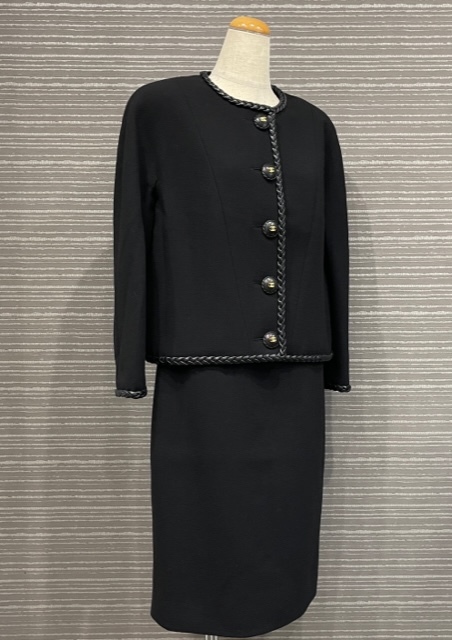 ヤフオク! -「シャネル chanel スカート」の落札相場・落札価格