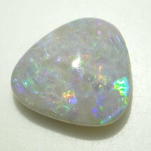 【動画有】天然ブラックオパール ルース 七色 大粒 約5.6ct ライトニングリッジ産 品番:2301213_画像3