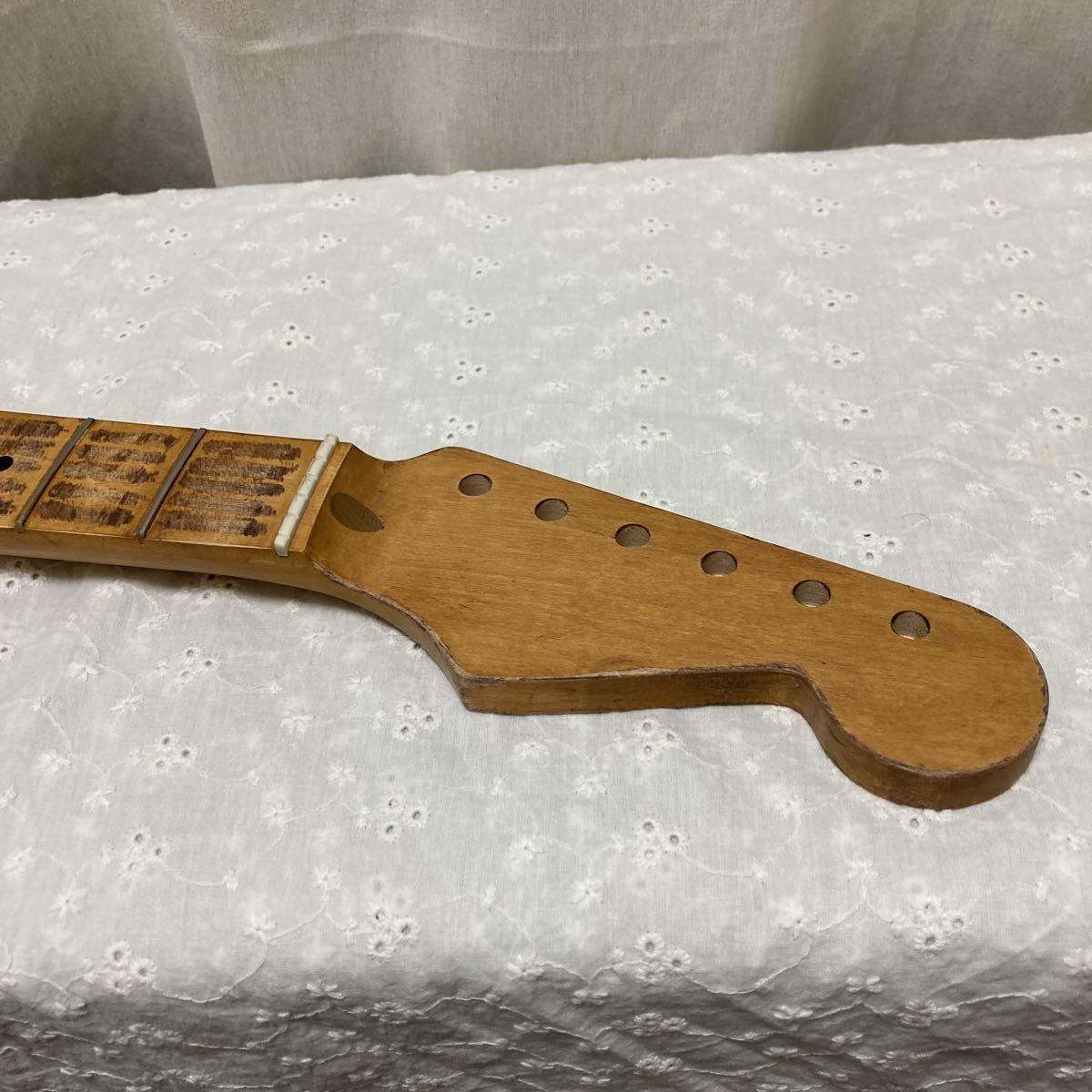ヤフオク! - 【5096】 激レア Fender 王冠 ワッペン ストラップ