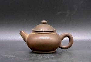 《幸》　唐物 朱泥砲口紫砂壺： 中国古玩 鉄瓶 茶壺 急須 煎茶 宝瓶