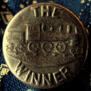 【チェンジボタン】The Winner 機関車ボタン 1900年代 ビンテージ カバーオール用 古着 (ワークウェア オーバーオール レア 