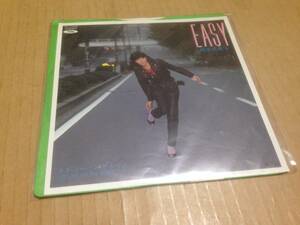 EP　相本久美子　EASY / キスミー・イン・ザ・レイン　小田裕一郎　TP-17090　　七3A9