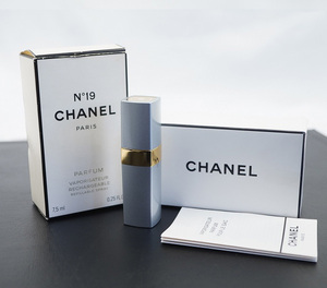 54046 CHANEL シャネル No.19 PARFUM パルファム SP スプレー 7.5ml【香水】【中古】