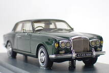 67462 BENTLEY CORNICHE ベントレー NEO44145 ミニカー 1/43 グリーンカラー 純正ケース付き_画像5